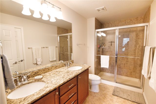 1057 Normandie Way, Vero Beach, FL 32960