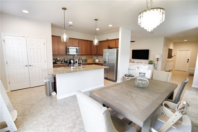 1057 Normandie Way, Vero Beach, FL 32960