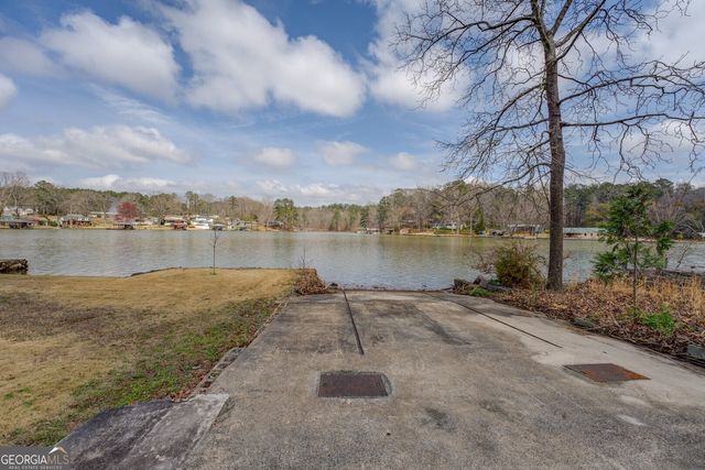 171 Blackberry Road, Jackson, GA 30233