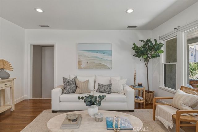 2002 Curtis Avenue, Redondo Beach, CA 90278