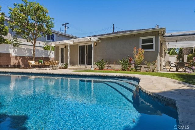 2002 Curtis Avenue, Redondo Beach, CA 90278