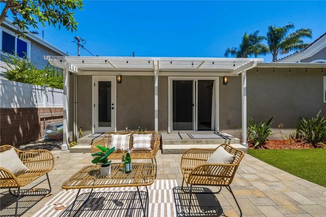 2002 Curtis Avenue, Redondo Beach, CA 90278