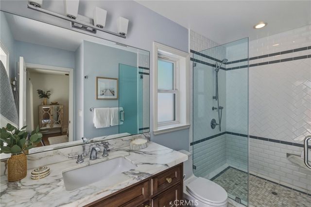 2002 Curtis Avenue, Redondo Beach, CA 90278