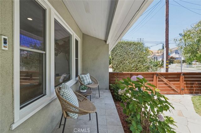 2002 Curtis Avenue, Redondo Beach, CA 90278
