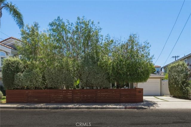 2002 Curtis Avenue, Redondo Beach, CA 90278