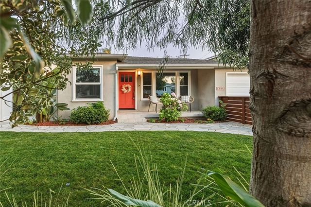 2002 Curtis Avenue, Redondo Beach, CA 90278