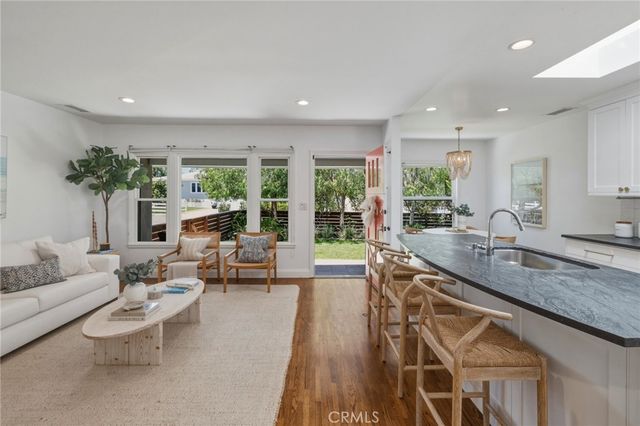 2002 Curtis Avenue, Redondo Beach, CA 90278