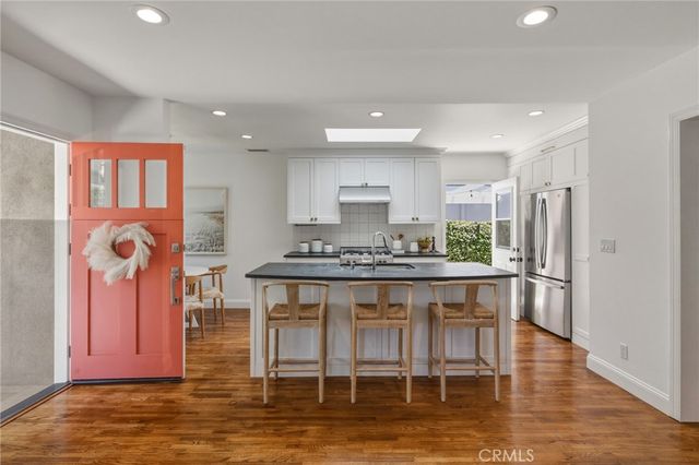 2002 Curtis Avenue, Redondo Beach, CA 90278