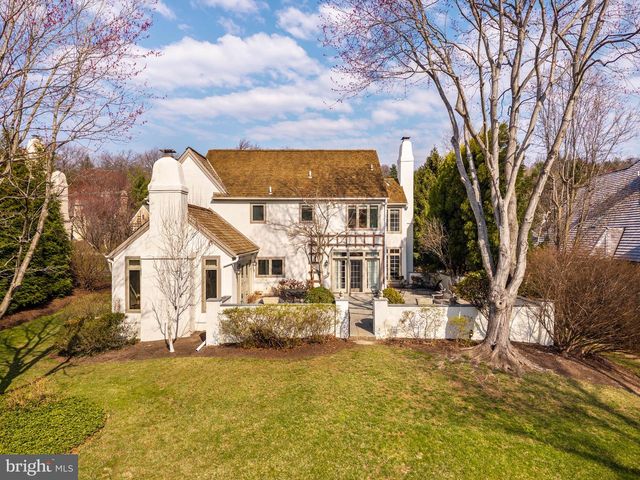 1244 DENBIGH LN, Wayne, PA 19087