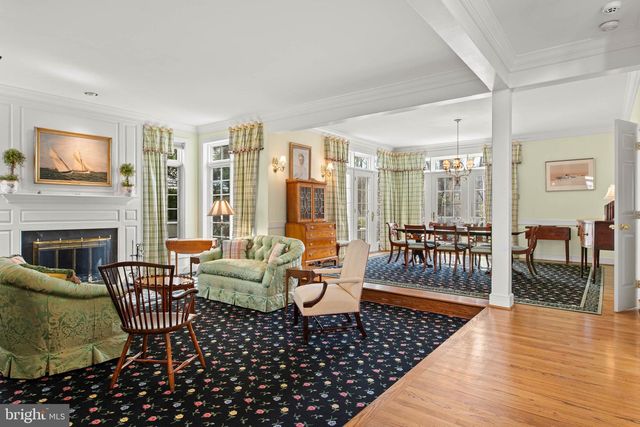 1244 DENBIGH LN, Wayne, PA 19087