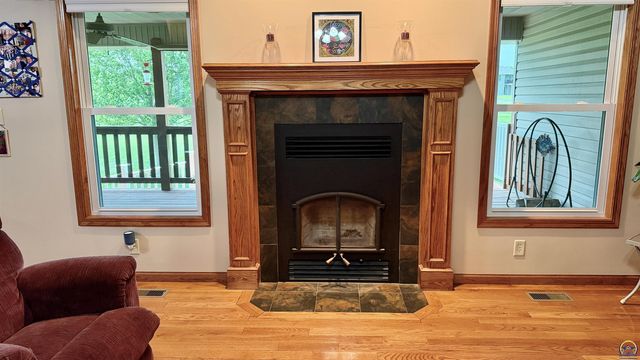3611 NW Sterling Chase CT, Topeka, KS 66618