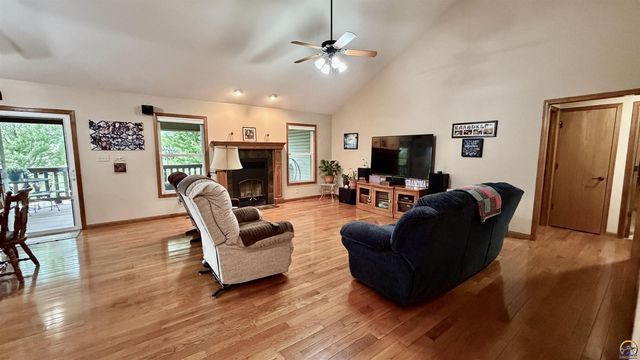 3611 NW Sterling Chase CT, Topeka, KS 66618