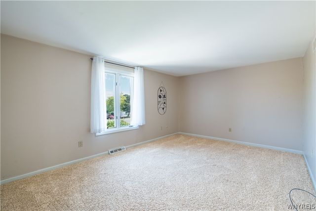 205 Charter Oaks Drive 3, Amherst, NY 14228