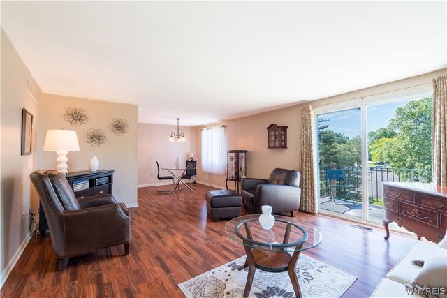 205 Charter Oaks Drive 3, Amherst, NY 14228