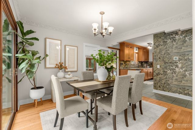 6708 39th Avenue SW, Seattle, WA 98136