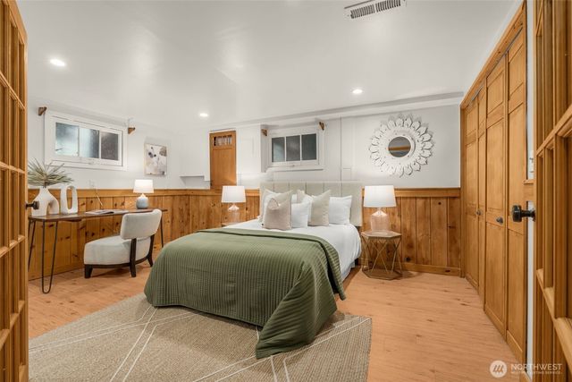 6708 39th Avenue SW, Seattle, WA 98136