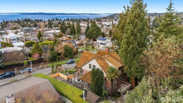 6708 39th Avenue SW, Seattle, WA 98136