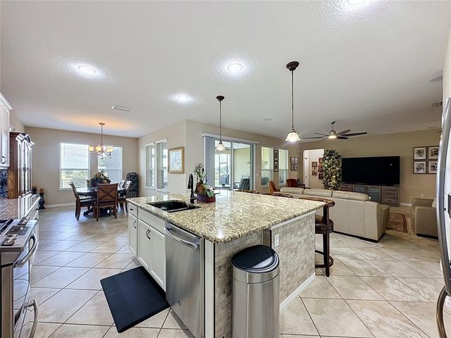 164 SILVER MAPLE ROAD, Groveland, FL 34736