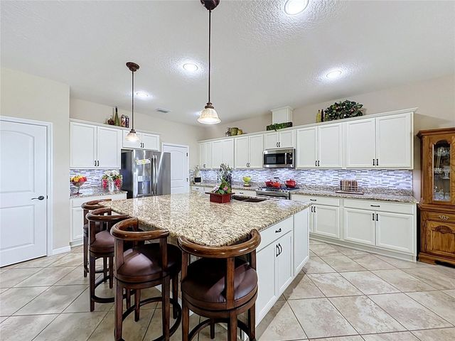 164 SILVER MAPLE ROAD, Groveland, FL 34736