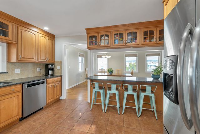 4 Viking Street, Hampton, NH 03842