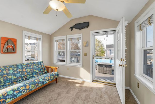 4 Viking Street, Hampton, NH 03842