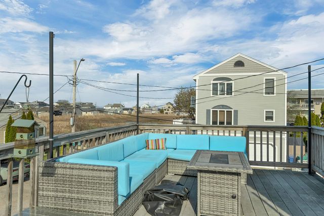 4 Viking Street, Hampton, NH 03842