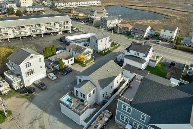 4 Viking Street, Hampton, NH 03842
