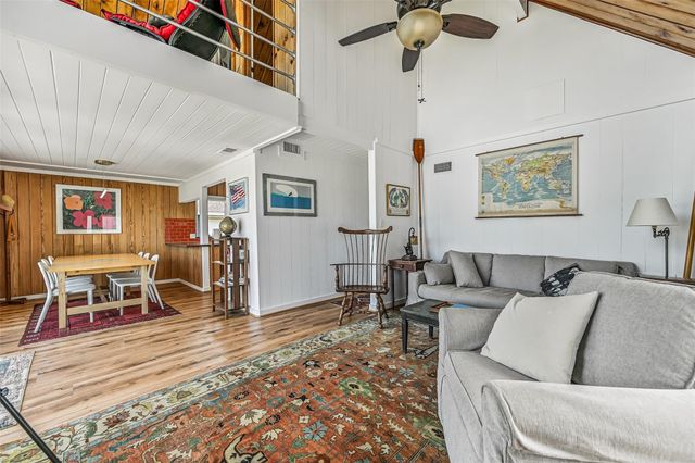 4227 Maison Rouge Court, Galveston, TX 77554