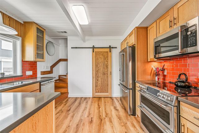 4227 Maison Rouge Court, Galveston, TX 77554