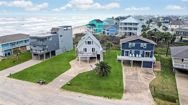 4227 Maison Rouge Court, Galveston, TX 77554