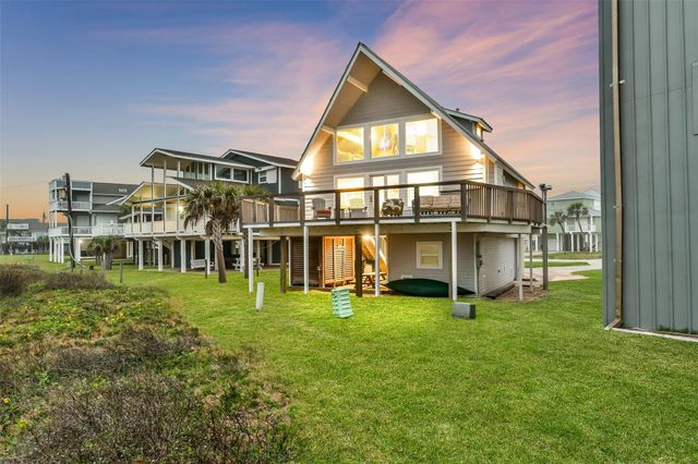 4227 Maison Rouge Court, Galveston, TX 77554