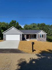 1175 Cyril Avenue SW, Massillon, OH 44647