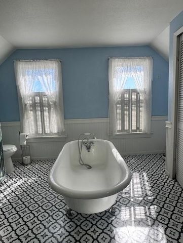 221 4th Avenue SE, Saint Cloud, MN 56304