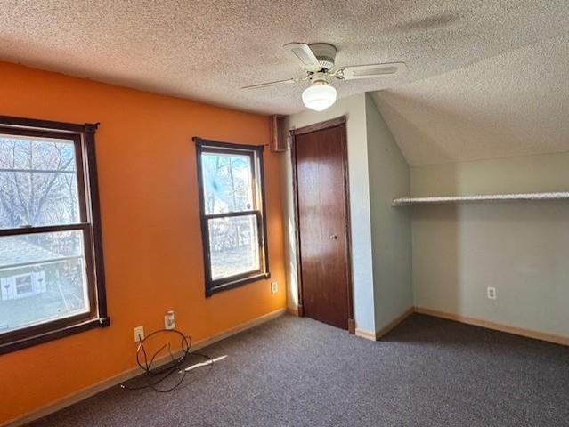 221 4th Avenue SE, Saint Cloud, MN 56304