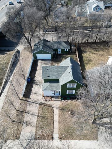 221 4th Avenue SE, Saint Cloud, MN 56304