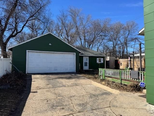 221 4th Avenue SE, Saint Cloud, MN 56304