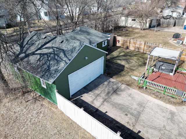 221 4th Avenue SE, Saint Cloud, MN 56304