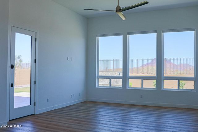 5828 E STAR VALLEY Street, Mesa, AZ 85215