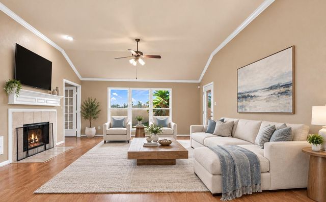 1915 Shining Stream Lane, Richmond, TX 77406