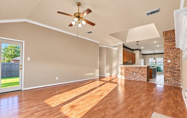 1915 Shining Stream Lane, Richmond, TX 77406