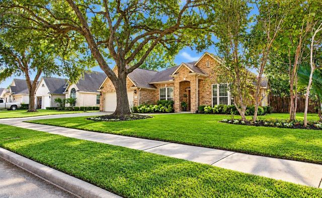 1915 Shining Stream Lane, Richmond, TX 77406