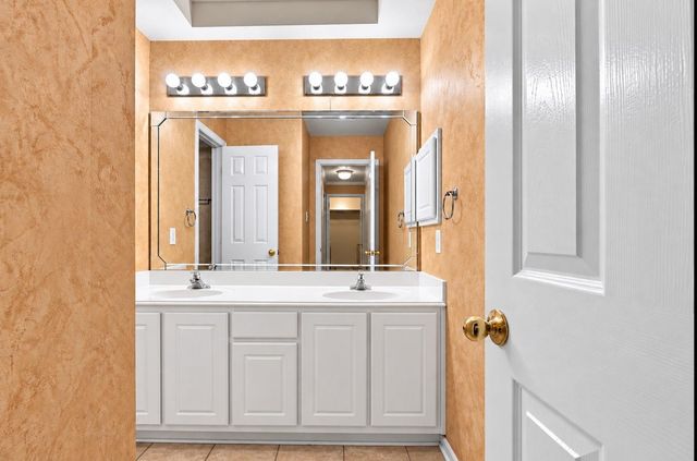 1915 Shining Stream Lane, Richmond, TX 77406