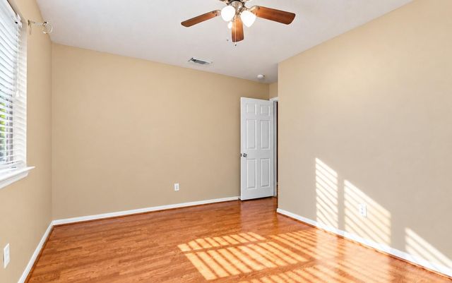 1915 Shining Stream Lane, Richmond, TX 77406