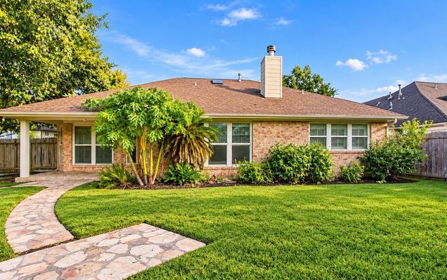 1915 Shining Stream Lane, Richmond, TX 77406