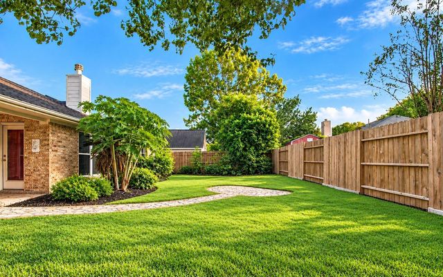 1915 Shining Stream Lane, Richmond, TX 77406