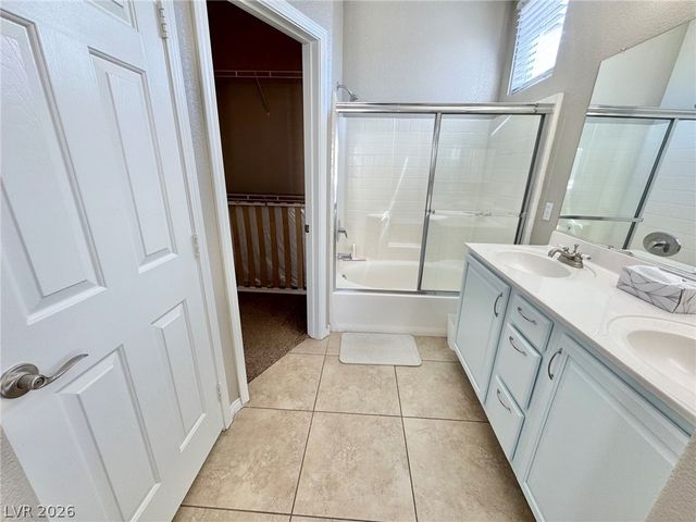 9303 Gilcrease Avenue 1061, Las Vegas, NV 89149