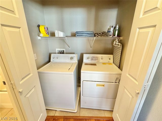 9303 Gilcrease Avenue 1061, Las Vegas, NV 89149