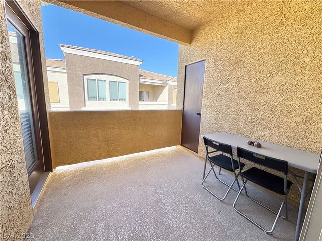 9303 Gilcrease Avenue 1061, Las Vegas, NV 89149