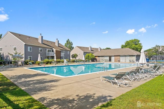 9207 Tamarron Drive, Plainsboro, NJ 08536