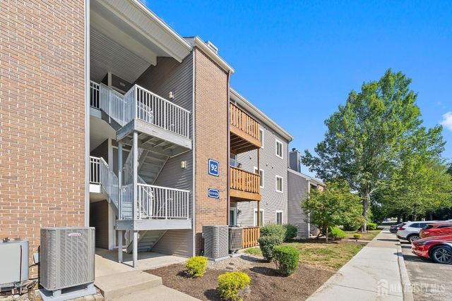 9207 Tamarron Drive, Plainsboro, NJ 08536